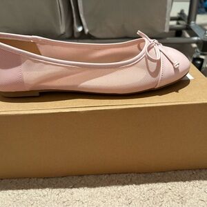 Journee Collection Light Pink Ballet Flats